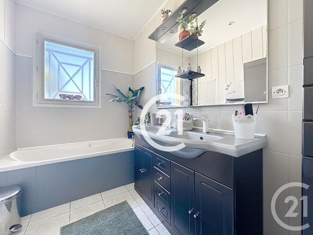 maison à vendre - 5 pièces - 132.0 m2 - COGNAC - 16 - POITOU-CHARENTES - Century 21 Xso Immobilier