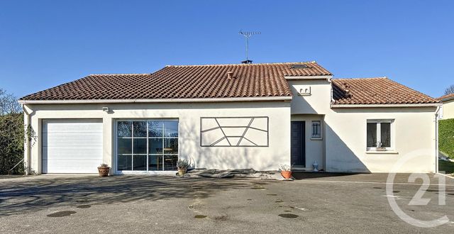 maison à vendre - 5 pièces - 199.0 m2 - ST LAURENT DE COGNAC - 16 - POITOU-CHARENTES - Century 21 Xso Immobilier
