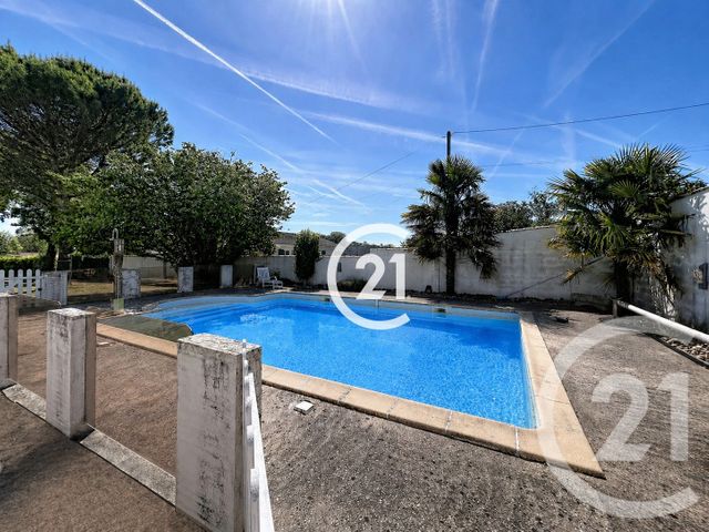 maison à vendre - 6 pièces - 145.0 m2 - ARS - 16 - POITOU-CHARENTES - Century 21 Xso Immobilier