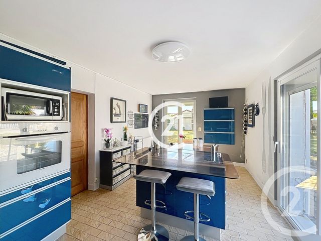 maison à vendre - 6 pièces - 145.0 m2 - ARS - 16 - POITOU-CHARENTES - Century 21 Xso Immobilier