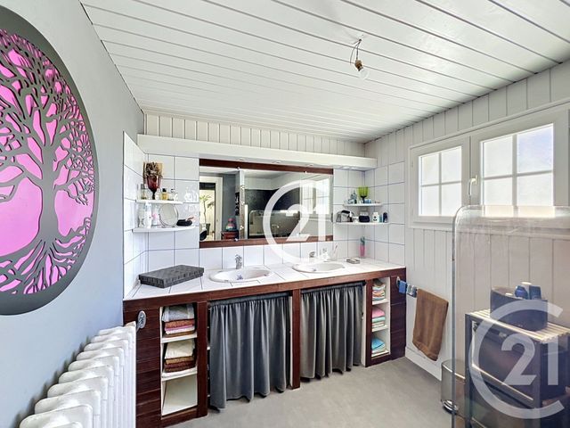 maison à vendre - 6 pièces - 145.0 m2 - ARS - 16 - POITOU-CHARENTES - Century 21 Xso Immobilier