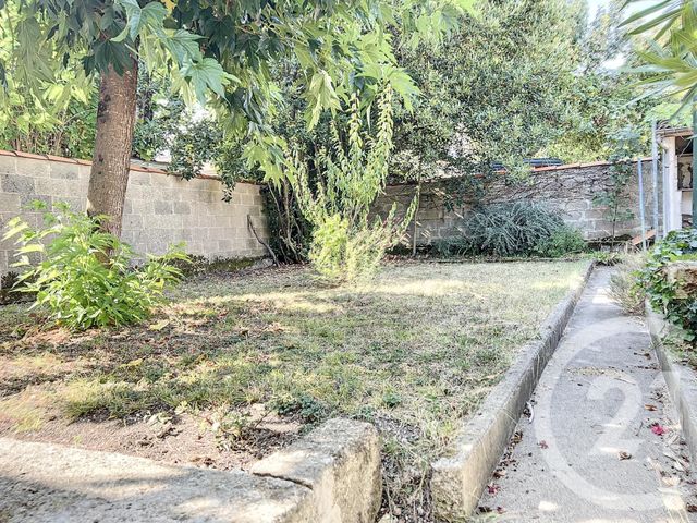 maison à louer - 5 pièces - 102.0 m2 - COGNAC - 16 - POITOU-CHARENTES - Century 21 Xso Immobilier