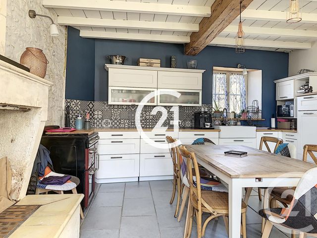 maison à vendre - 4 pièces - 196.0 m2 - LOUZAC ST ANDRE - 16 - POITOU-CHARENTES - Century 21 Xso Immobilier