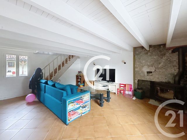 maison à vendre - 5 pièces - 100.0 m2 - SALLES D ANGLES - 16 - POITOU-CHARENTES - Century 21 Xso Immobilier