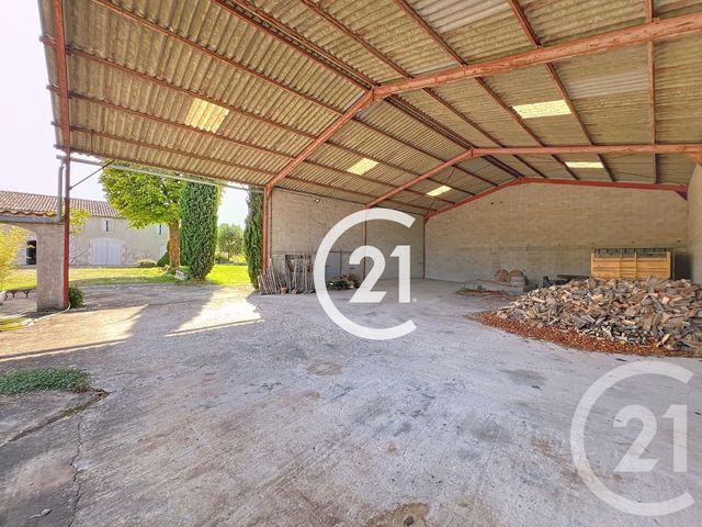 Afficher la photo en grand maison à vendre - 8 pièces - 402.0 m2 - GENTE - 16 - POITOU-CHARENTES - Century 21 Xso Immobilier