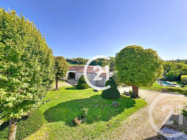 Afficher la photo en grand maison à vendre - 8 pièces - 402.0 m2 - GENTE - 16 - POITOU-CHARENTES - Century 21 Xso Immobilier