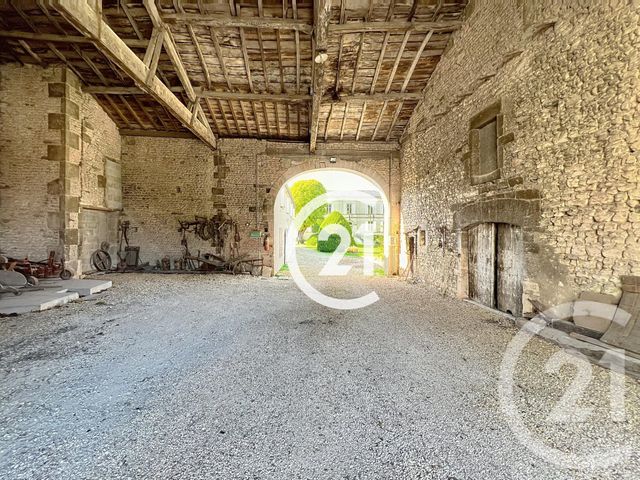Afficher la photo en grand maison à vendre - 8 pièces - 402.0 m2 - GENTE - 16 - POITOU-CHARENTES - Century 21 Xso Immobilier