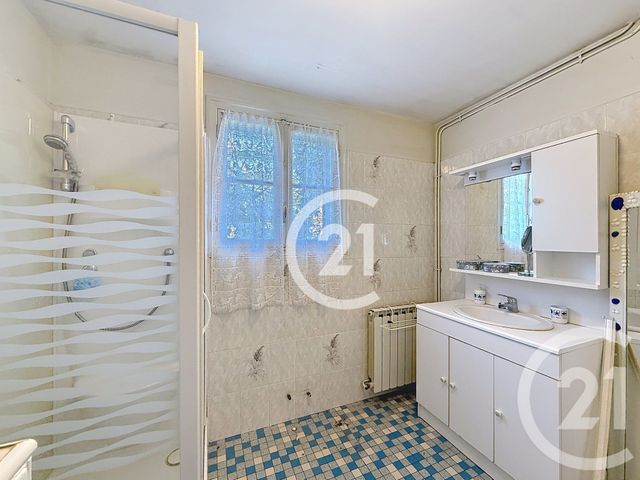 maison à vendre - 6 pièces - 139.5 m2 - ST MEME LES CARRIERES - 16 - POITOU-CHARENTES - Century 21 Xso Immobilier