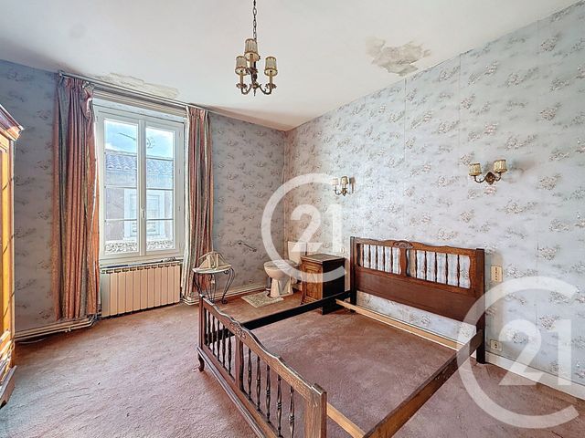 maison à vendre - 6 pièces - 139.5 m2 - ST MEME LES CARRIERES - 16 - POITOU-CHARENTES - Century 21 Xso Immobilier