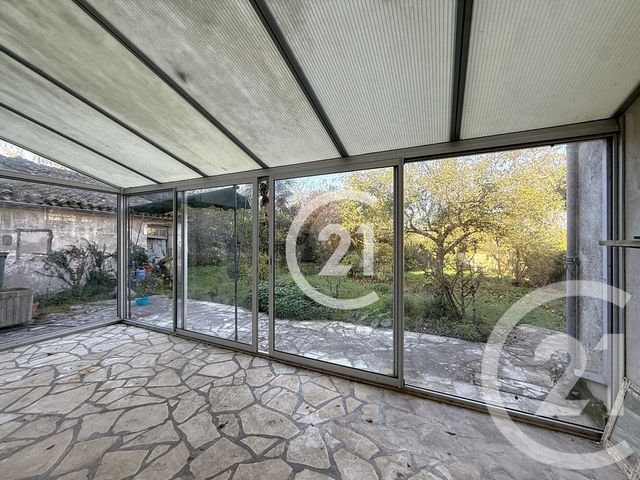 maison à vendre - 6 pièces - 139.5 m2 - ST MEME LES CARRIERES - 16 - POITOU-CHARENTES - Century 21 Xso Immobilier