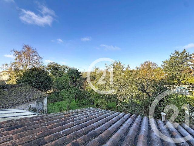 maison à vendre - 6 pièces - 139.5 m2 - ST MEME LES CARRIERES - 16 - POITOU-CHARENTES - Century 21 Xso Immobilier