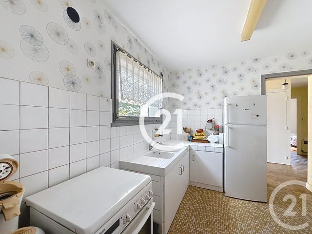 maison à vendre - 5 pièces - 85.2 m2 - CHATEAUBERNARD - 16 - POITOU-CHARENTES - Century 21 Xso Immobilier