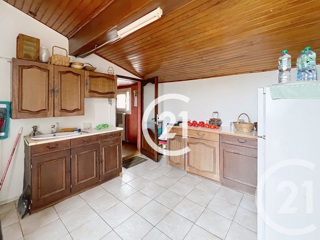 maison à vendre - 4 pièces - 109.0 m2 - CHERVES RICHEMONT - 16 - POITOU-CHARENTES - Century 21 Xso Immobilier