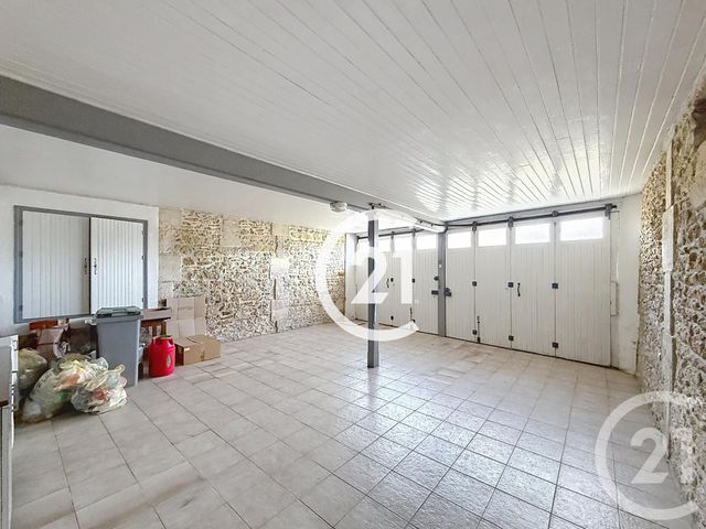 maison à vendre - 5 pièces - 184.0 m2 - ST SULPICE DE COGNAC - 16 - POITOU-CHARENTES - Century 21 Xso Immobilier