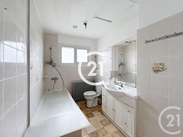 maison à vendre - 7 pièces - 159.0 m2 - COGNAC - 16 - POITOU-CHARENTES - Century 21 Xso Immobilier