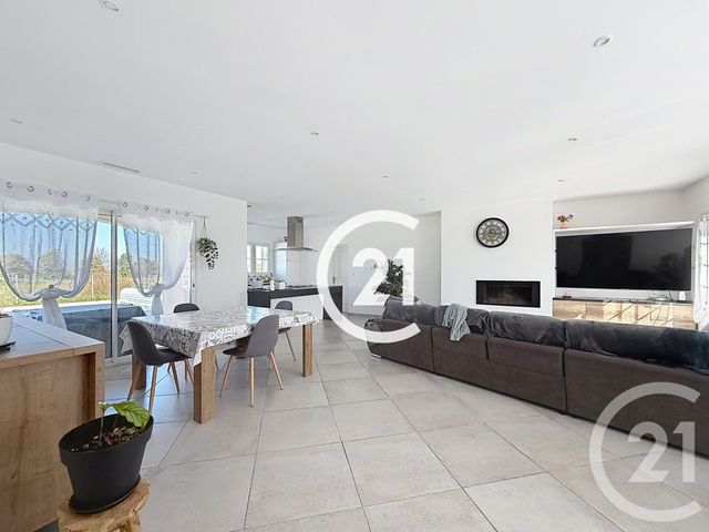 maison à vendre - 6 pièces - 202.0 m2 - GENTE - 16 - POITOU-CHARENTES - Century 21 Xso Immobilier