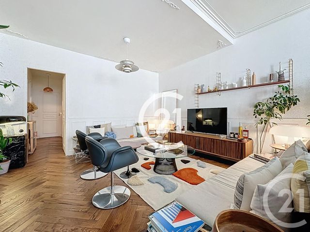 Afficher la photo en grand Appartement T2 à vendre - 2 pièces - 83.0 m2 - COGNAC - 16 - POITOU-CHARENTES - Century 21 Xso Immobilier