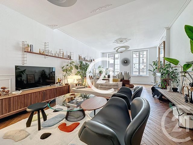 Afficher la photo en grand Appartement T2 à vendre - 2 pièces - 83.0 m2 - COGNAC - 16 - POITOU-CHARENTES - Century 21 Xso Immobilier