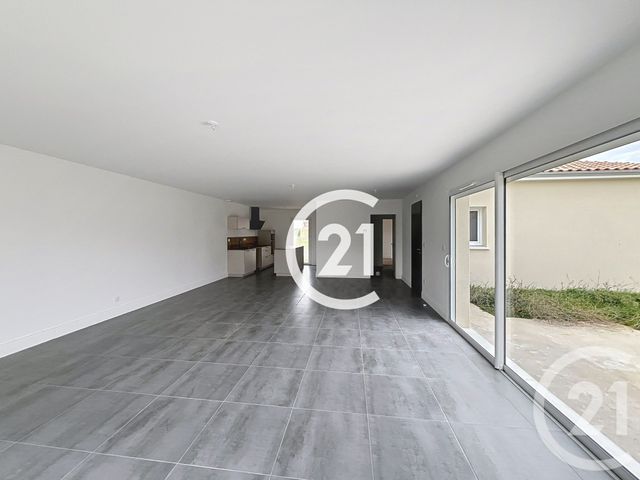 maison à vendre - 4 pièces - 120.5 m2 - CHATEAUBERNARD - 16 - POITOU-CHARENTES - Century 21 Xso Immobilier