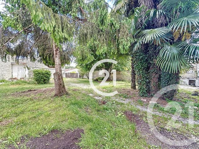 maison à vendre - 4 pièces - 186.5 m2 - ARS - 16 - POITOU-CHARENTES - Century 21 Xso Immobilier