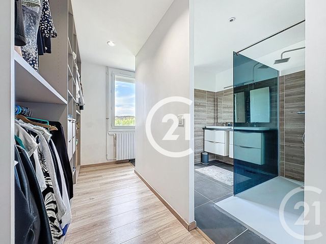 maison à vendre - 5 pièces - 140.0 m2 - BOUTIERS ST TROJAN - 16 - POITOU-CHARENTES - Century 21 Xso Immobilier