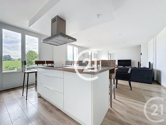 maison à vendre - 5 pièces - 140.0 m2 - BOUTIERS ST TROJAN - 16 - POITOU-CHARENTES - Century 21 Xso Immobilier