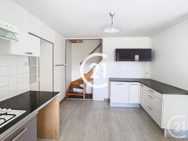 maison à vendre - 5 pièces - 110.0 m2 - CHATEAUBERNARD - 16 - POITOU-CHARENTES - Century 21 Xso Immobilier