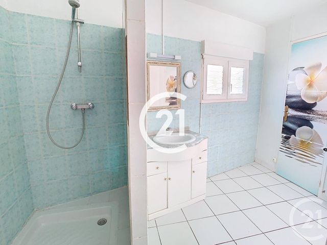 maison à vendre - 5 pièces - 110.0 m2 - CHATEAUBERNARD - 16 - POITOU-CHARENTES - Century 21 Xso Immobilier