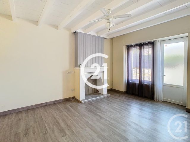 maison à vendre - 5 pièces - 110.0 m2 - CHATEAUBERNARD - 16 - POITOU-CHARENTES - Century 21 Xso Immobilier