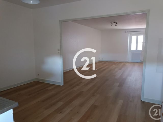 Afficher la photo en grand Appartement F3 à vendre - 3 pièces - 80.0 m2 - COGNAC - 16 - POITOU-CHARENTES - Century 21 Xso Immobilier