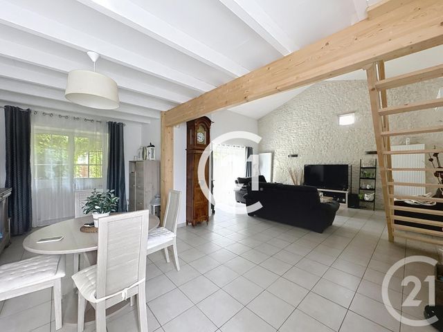 maison à vendre - 4 pièces - 200.0 m2 - CELLES - 17 - POITOU-CHARENTES - Century 21 Xso Immobilier