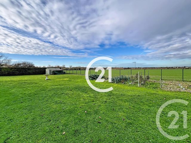 maison à vendre - 5 pièces - 115.0 m2 - GIMEUX - 16 - POITOU-CHARENTES - Century 21 Xso Immobilier