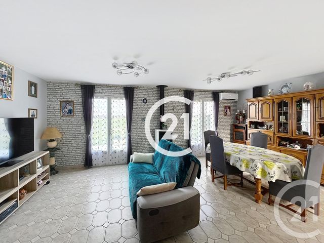 maison à vendre - 5 pièces - 115.0 m2 - GIMEUX - 16 - POITOU-CHARENTES - Century 21 Xso Immobilier