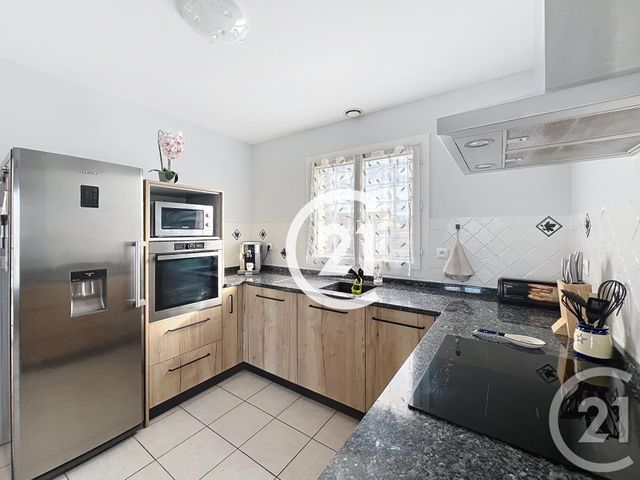 maison à vendre - 5 pièces - 115.0 m2 - GIMEUX - 16 - POITOU-CHARENTES - Century 21 Xso Immobilier