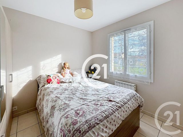 maison à vendre - 5 pièces - 115.0 m2 - GIMEUX - 16 - POITOU-CHARENTES - Century 21 Xso Immobilier