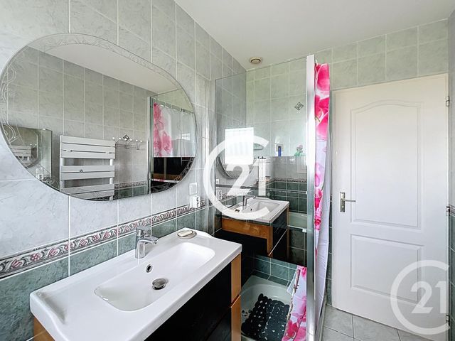 maison à vendre - 5 pièces - 115.0 m2 - GIMEUX - 16 - POITOU-CHARENTES - Century 21 Xso Immobilier