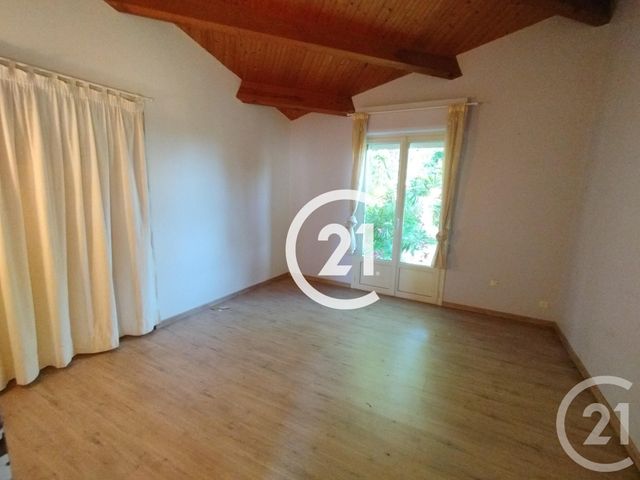 maison à vendre - 6 pièces - 188.0 m2 - BOUTIERS ST TROJAN - 16 - POITOU-CHARENTES - Century 21 Xso Immobilier