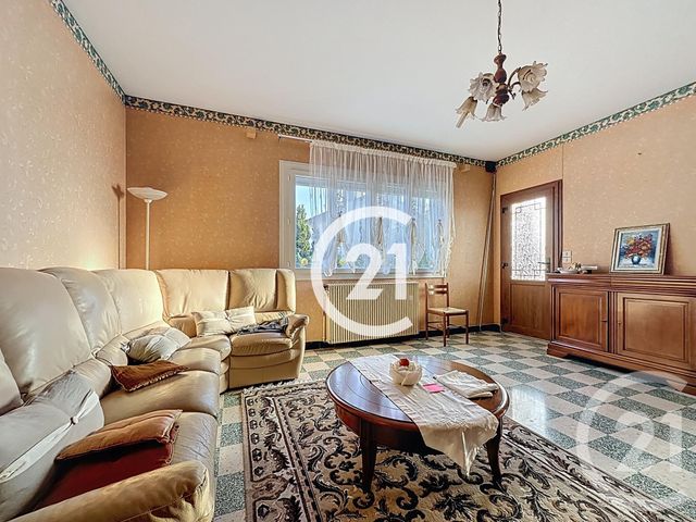 maison à vendre - 6 pièces - 109.3 m2 - CHATEAUBERNARD - 16 - POITOU-CHARENTES - Century 21 Xso Immobilier