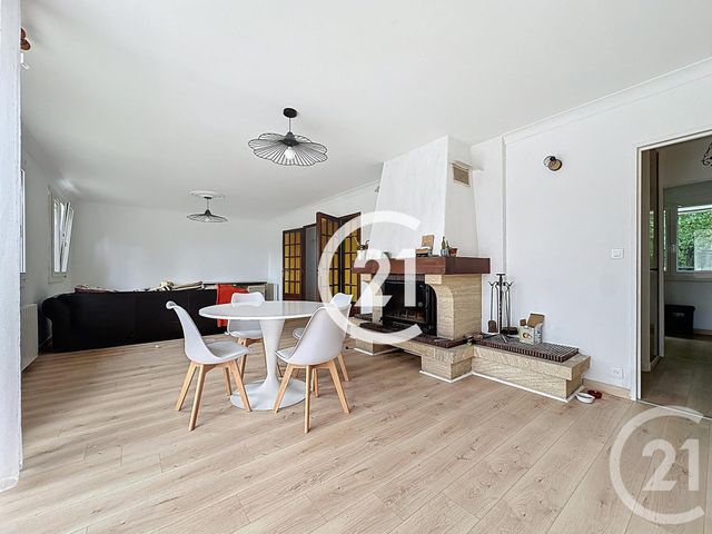 maison à vendre - 4 pièces - 109.0 m2 - CHATEAUBERNARD - 16 - POITOU-CHARENTES - Century 21 Xso Immobilier