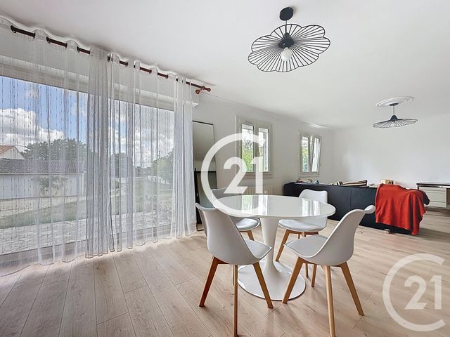 maison à vendre - 4 pièces - 109.0 m2 - CHATEAUBERNARD - 16 - POITOU-CHARENTES - Century 21 Xso Immobilier