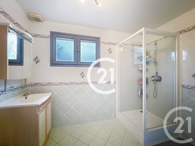 maison à vendre - 8 pièces - 185.0 m2 - LOUZAC ST ANDRE - 16 - POITOU-CHARENTES - Century 21 Xso Immobilier