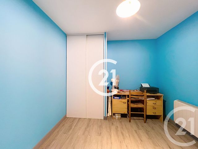 maison à vendre - 8 pièces - 185.0 m2 - LOUZAC ST ANDRE - 16 - POITOU-CHARENTES - Century 21 Xso Immobilier