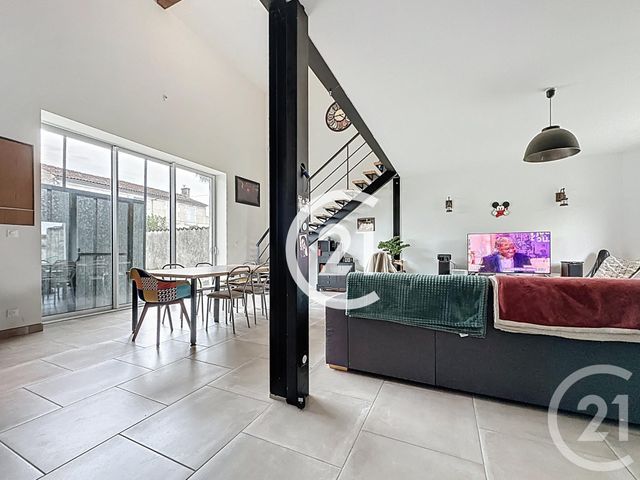 maison à vendre - 4 pièces - 120.0 m2 - CHATEAUBERNARD - 16 - POITOU-CHARENTES - Century 21 Xso Immobilier