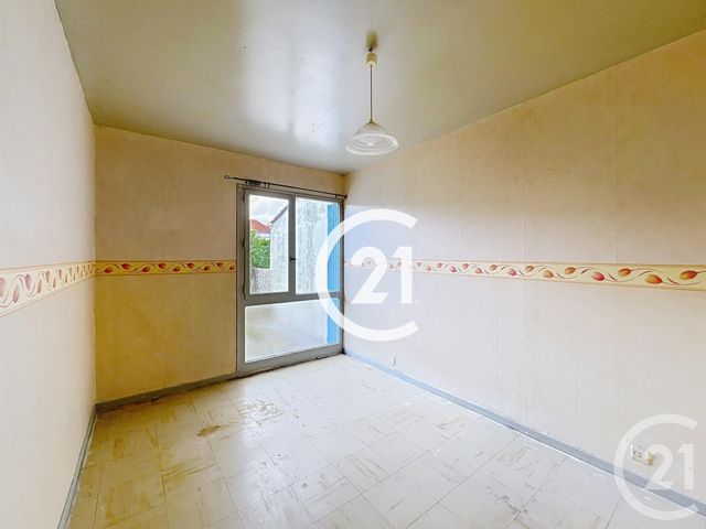 maison à vendre - 5 pièces - 82.0 m2 - CHERVES RICHEMONT - 16 - POITOU-CHARENTES - Century 21 Xso Immobilier