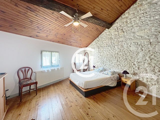 maison à louer - 5 pièces - 118.0 m2 - COGNAC - 16 - POITOU-CHARENTES - Century 21 Xso Immobilier