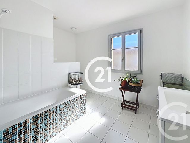 maison à vendre - 6 pièces - 140.0 m2 - COGNAC - 16 - POITOU-CHARENTES - Century 21 Xso Immobilier