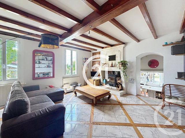 maison à vendre - 4 pièces - 147.0 m2 - CHERVES RICHEMONT - 16 - POITOU-CHARENTES - Century 21 Xso Immobilier