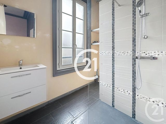 maison à louer - 3 pièces - 95.0 m2 - COGNAC - 16 - POITOU-CHARENTES - Century 21 Xso Immobilier