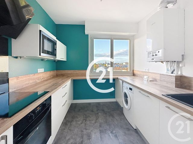 Appartement F3 à louer - 3 pièces - 75.0 m2 - COGNAC - 16 - POITOU-CHARENTES - Century 21 Xso Immobilier