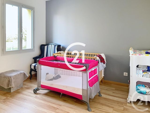 Afficher la photo en grand maison à louer - 4 pièces - 113.0 m2 - CHERVES RICHEMONT - 16 - POITOU-CHARENTES - Century 21 Xso Immobilier